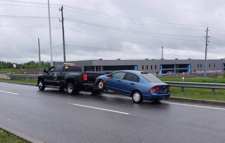 Highway towing Ottawa