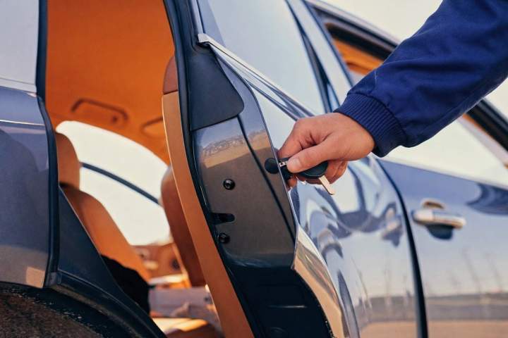 Damage-Free Unlocking Ottawa